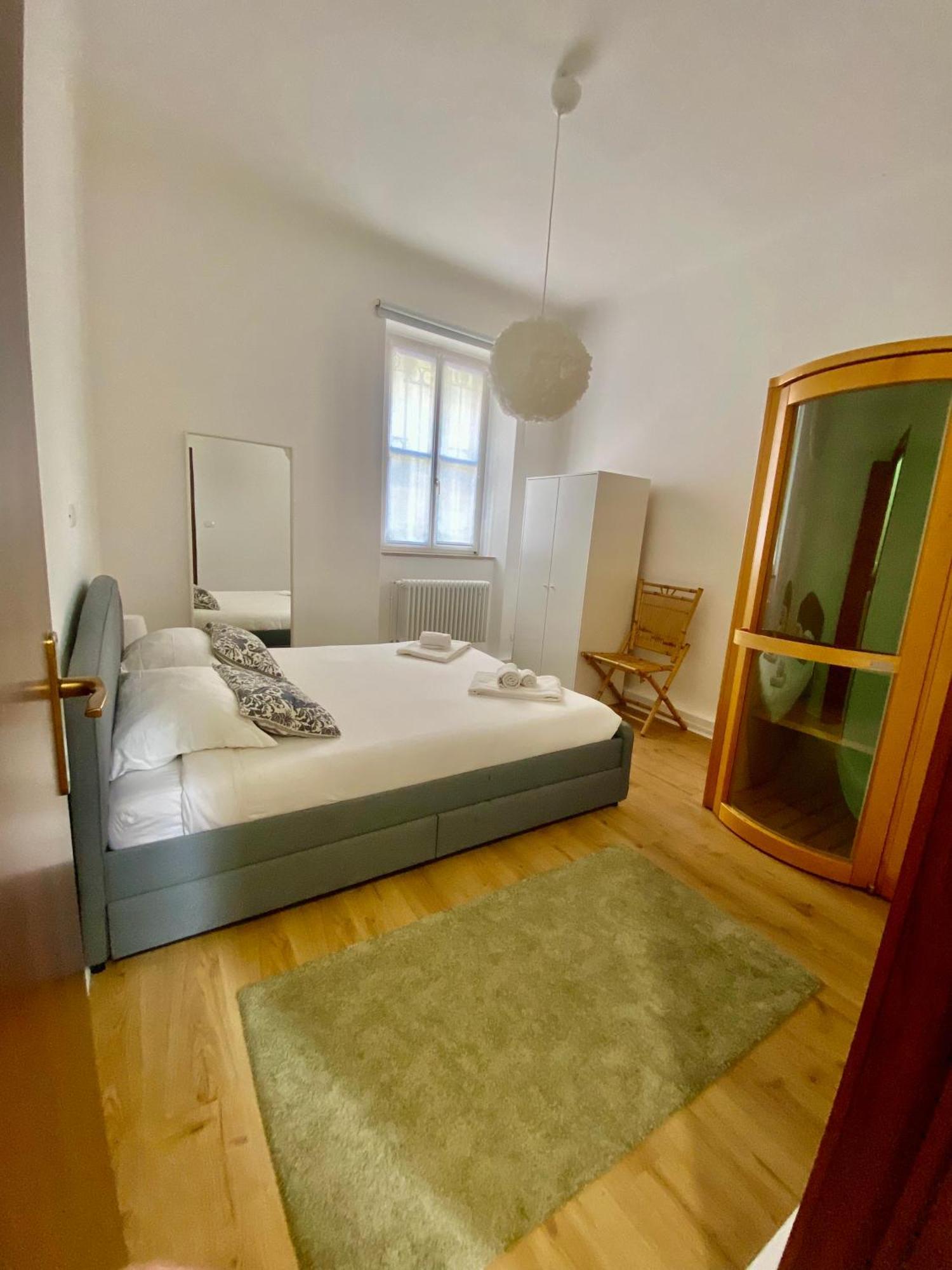 Piazza Garibaldi Eleganti Suite Con Sauna Udine Exteriör bild